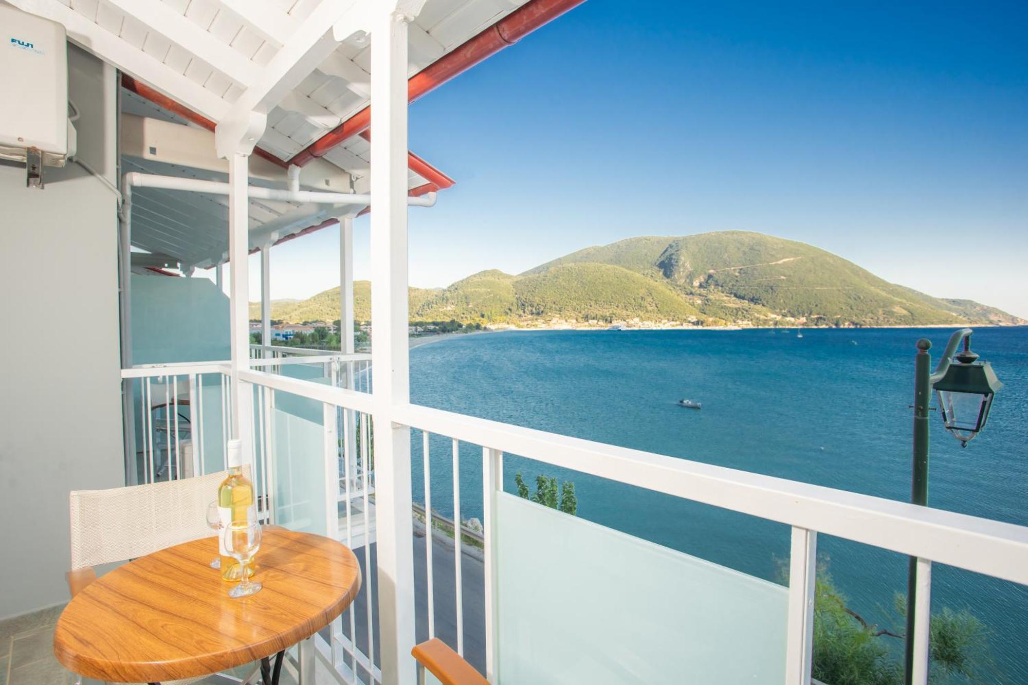 Romanza Studios Vasiliki Exteriör bild