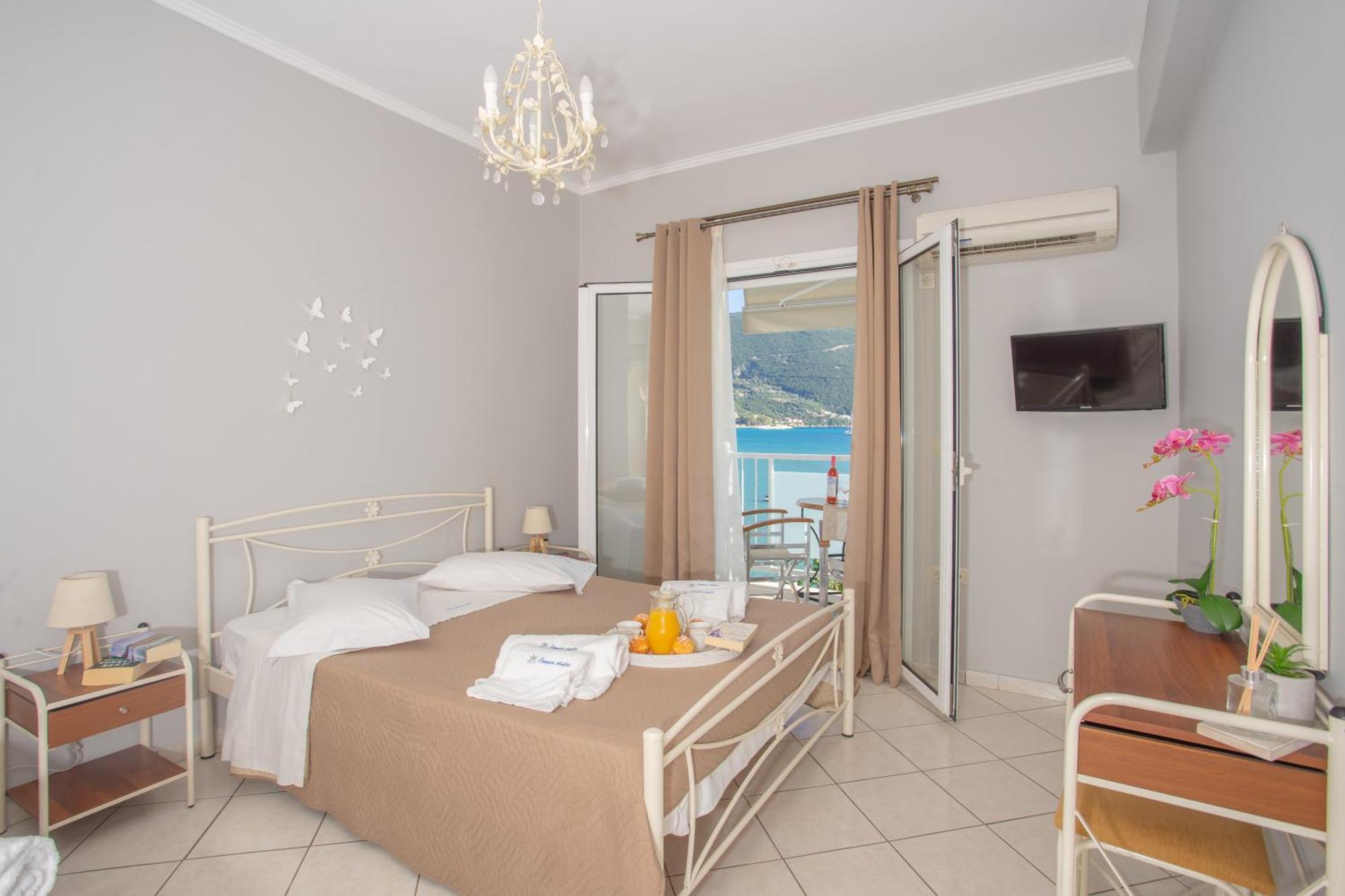 Romanza Studios Vasiliki Exteriör bild