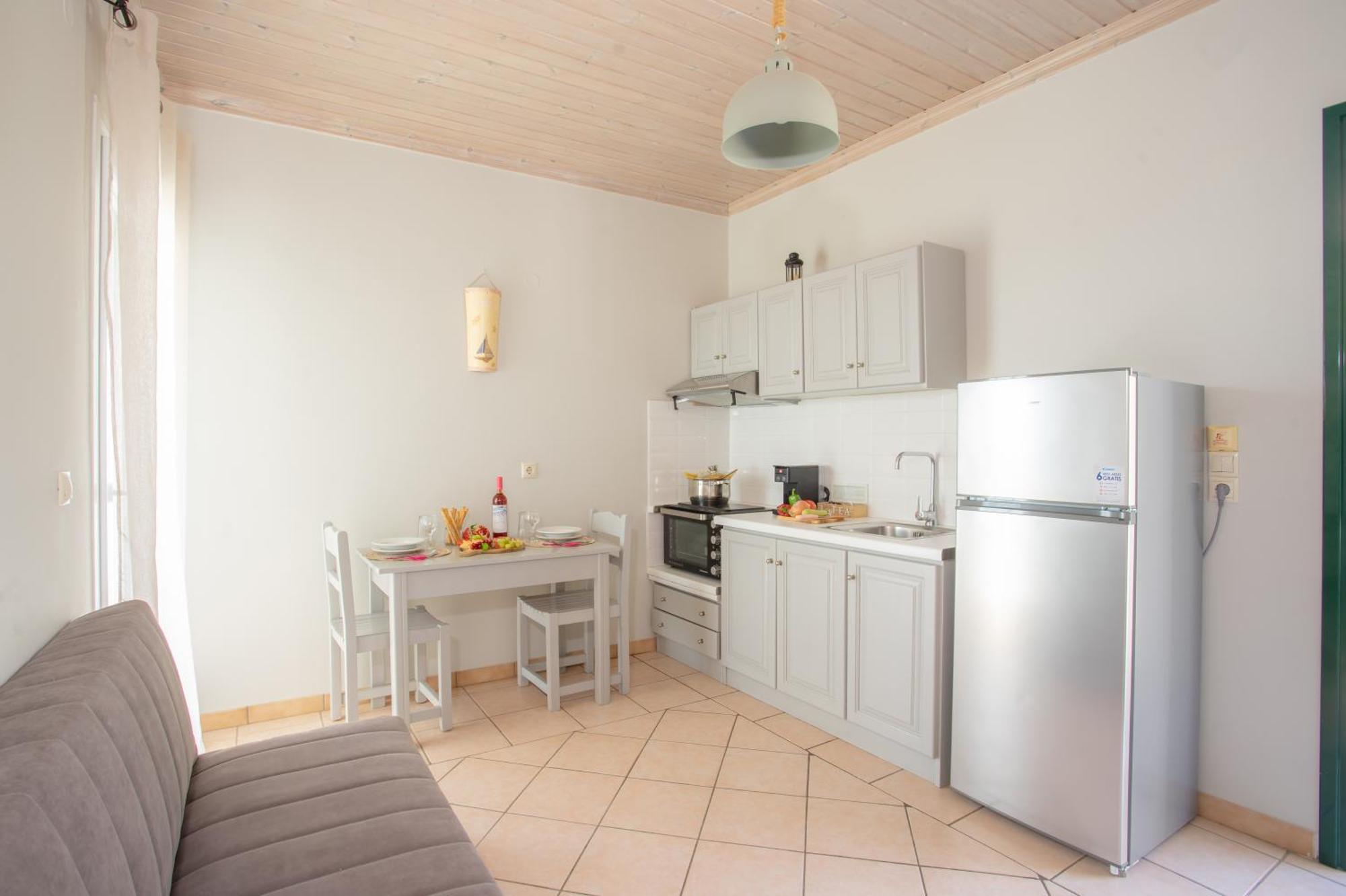 Romanza Studios Vasiliki Exteriör bild